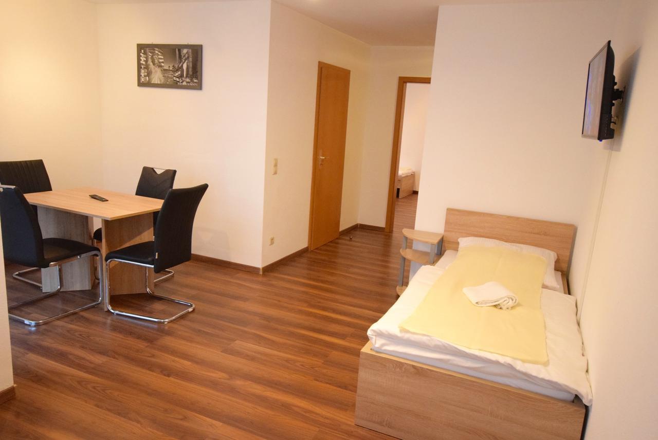 Ab Apartment Objekt 72 Plochingen Kültér fotó